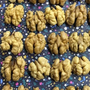 مغز گردو دماوند